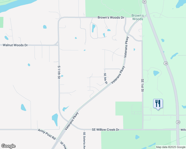 map of restaurants, bars, coffee shops, grocery stores, and more near 748 Southeast Hollow Court in West Des Moines