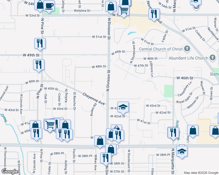 map of restaurants, bars, coffee shops, grocery stores, and more near 4515 North Division Street in Davenport