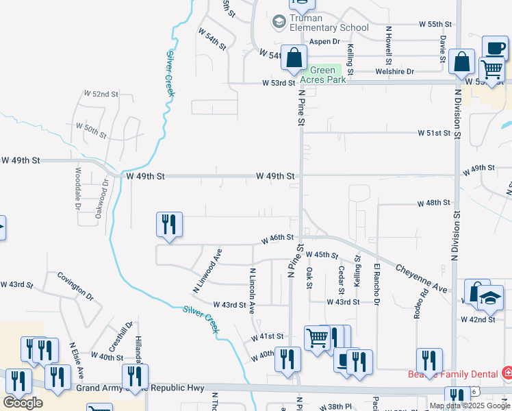 map of restaurants, bars, coffee shops, grocery stores, and more near 2405 West 47th Street in Davenport