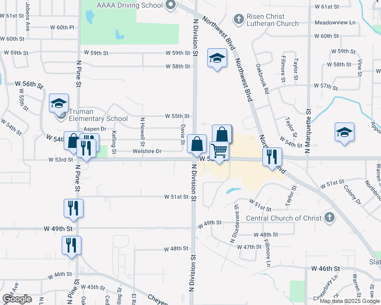 map of restaurants, bars, coffee shops, grocery stores, and more near 5326 North Division Street in Davenport
