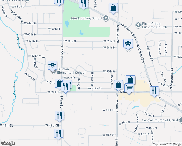 map of restaurants, bars, coffee shops, grocery stores, and more near 5441 North Howell Street in Davenport