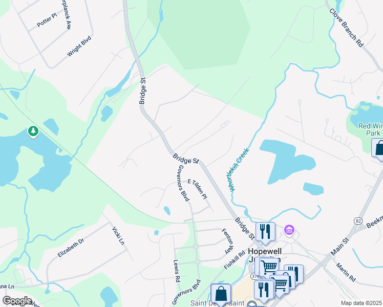 map of restaurants, bars, coffee shops, grocery stores, and more near 586 New York 376 in Hopewell Junction