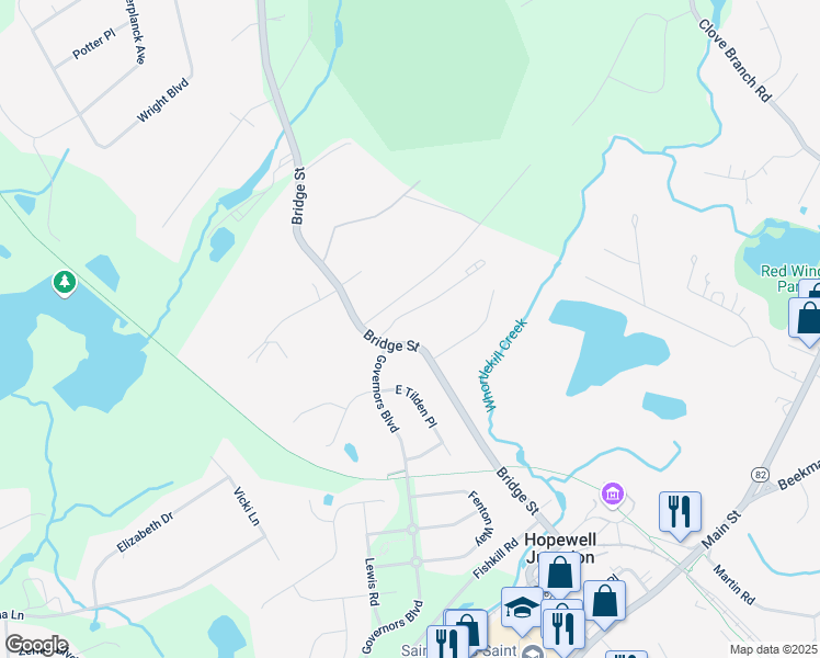 map of restaurants, bars, coffee shops, grocery stores, and more near 586 New York 376 in Hopewell Junction