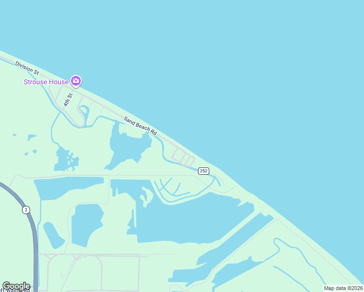 map of restaurants, bars, coffee shops, grocery stores, and more near 7867-7895 County Road 252 in Oak Harbor