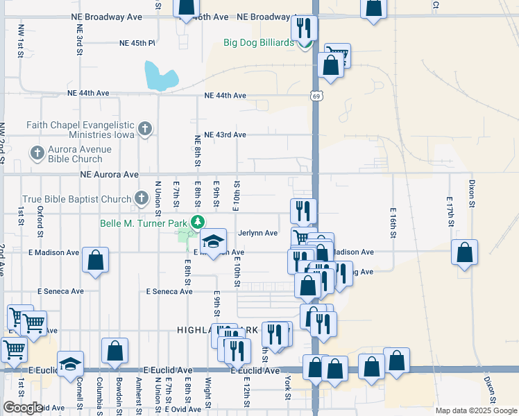 map of restaurants, bars, coffee shops, grocery stores, and more near 1017 Trisha Avenue in Des Moines
