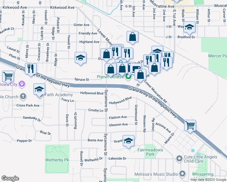 map of restaurants, bars, coffee shops, grocery stores, and more near 1825 Hollywood Court in Iowa City