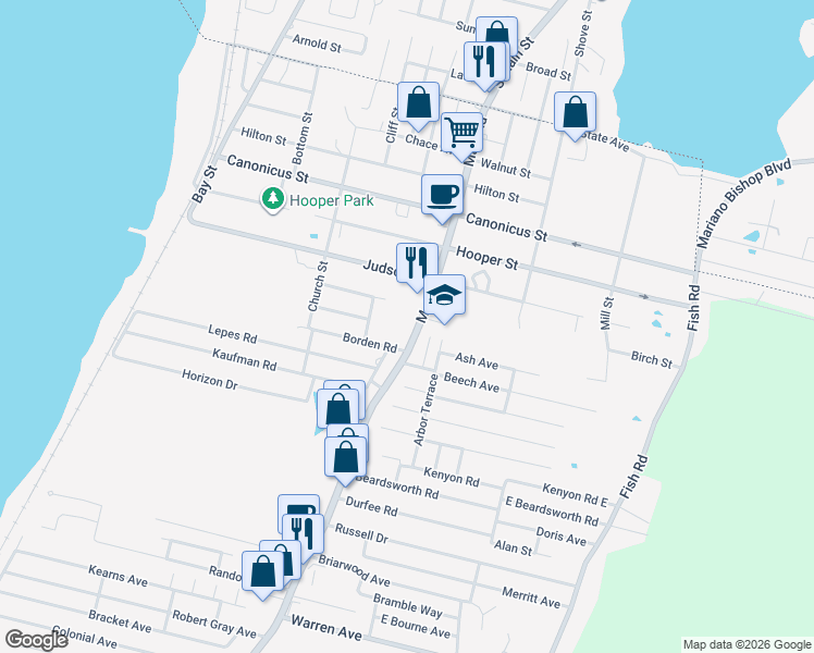 map of restaurants, bars, coffee shops, grocery stores, and more near 228 Main Road in Tiverton