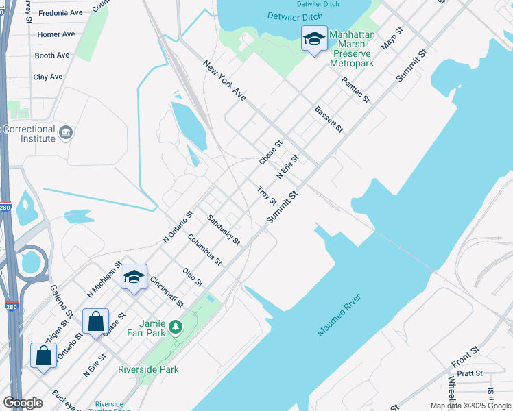map of restaurants, bars, coffee shops, grocery stores, and more near 2715 North Erie Street in Toledo