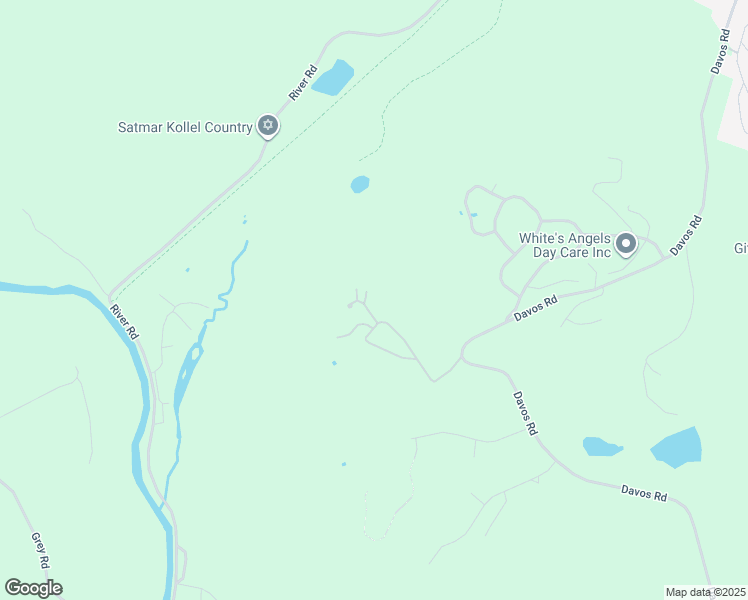 map of restaurants, bars, coffee shops, grocery stores, and more near 78 Davos Pointe in Fallsburg