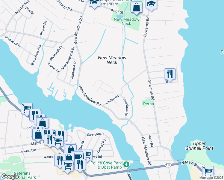 map of restaurants, bars, coffee shops, grocery stores, and more near 2 Lafayette Road in Barrington