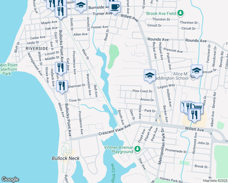 map of restaurants, bars, coffee shops, grocery stores, and more near 118 Pine Crest Drive in East Providence