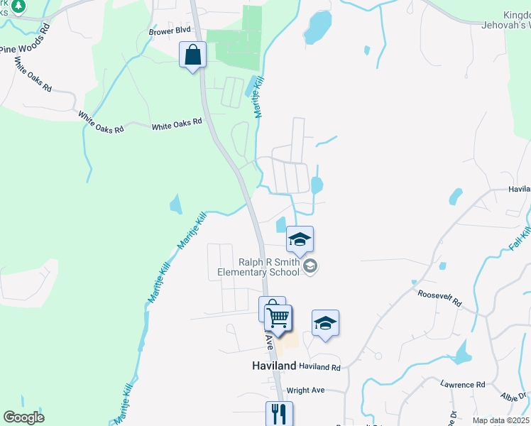 map of restaurants, bars, coffee shops, grocery stores, and more near 960 New York 9G in Hyde Park