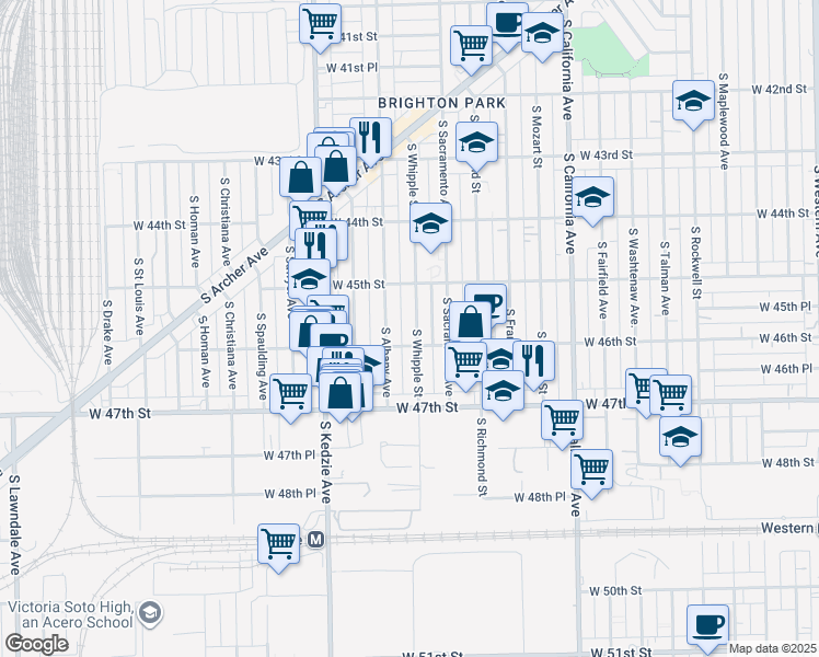 map of restaurants, bars, coffee shops, grocery stores, and more near 4526 South Whipple Street in Chicago