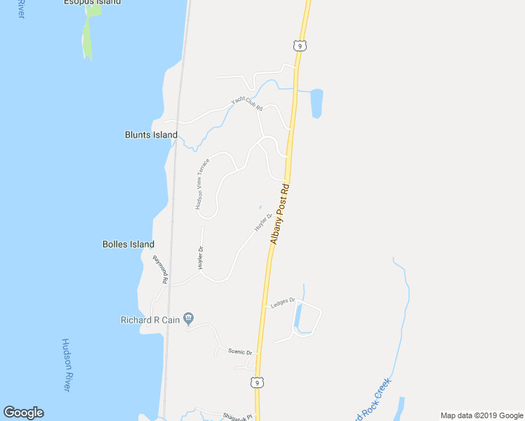 map of restaurants, bars, coffee shops, grocery stores, and more near 4735 Albany Post Road in Hyde Park