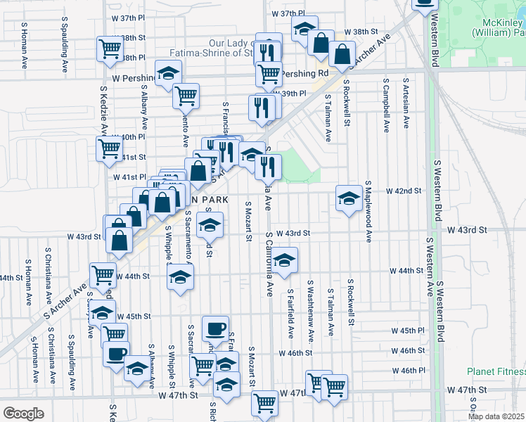 map of restaurants, bars, coffee shops, grocery stores, and more near in Chicago