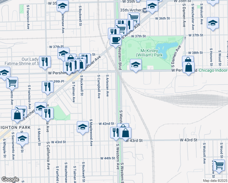 map of restaurants, bars, coffee shops, grocery stores, and more near in Chicago