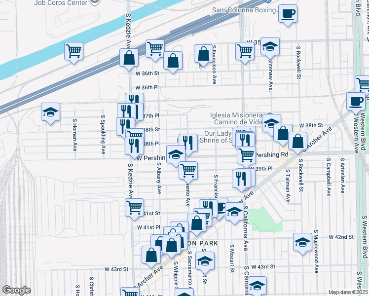 map of restaurants, bars, coffee shops, grocery stores, and more near 3836 South Sacramento Avenue in Chicago