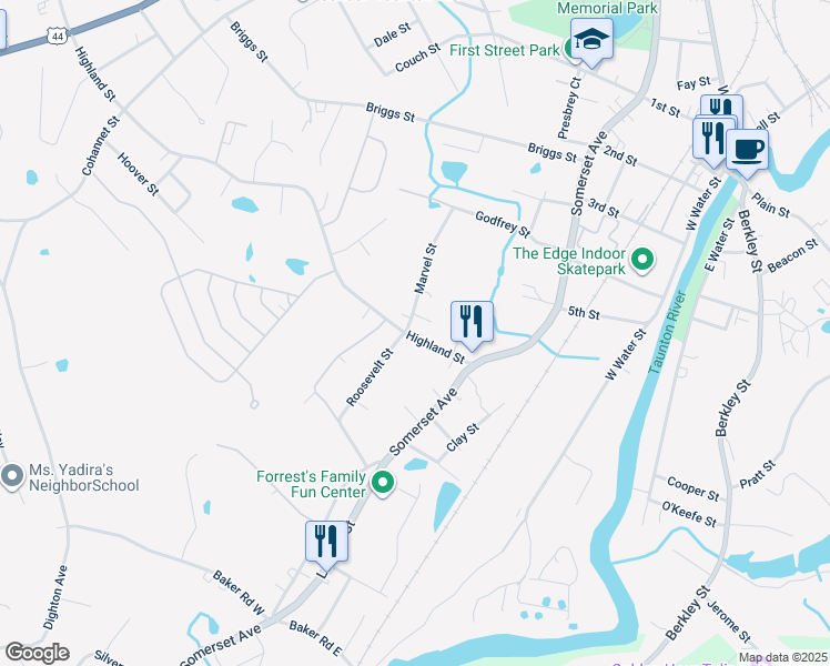 map of restaurants, bars, coffee shops, grocery stores, and more near 17 Highland Street in Taunton