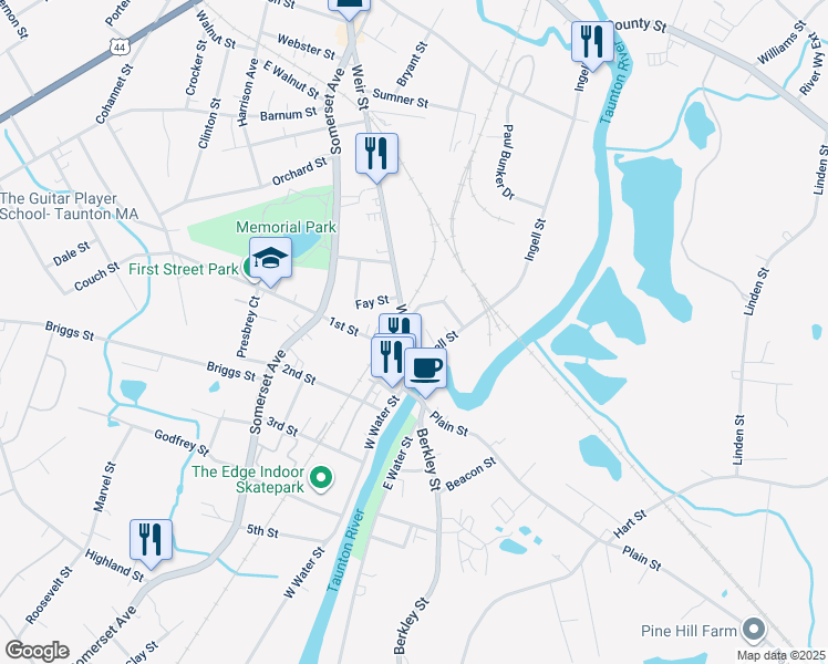 map of restaurants, bars, coffee shops, grocery stores, and more near 527 Weir Street in Taunton
