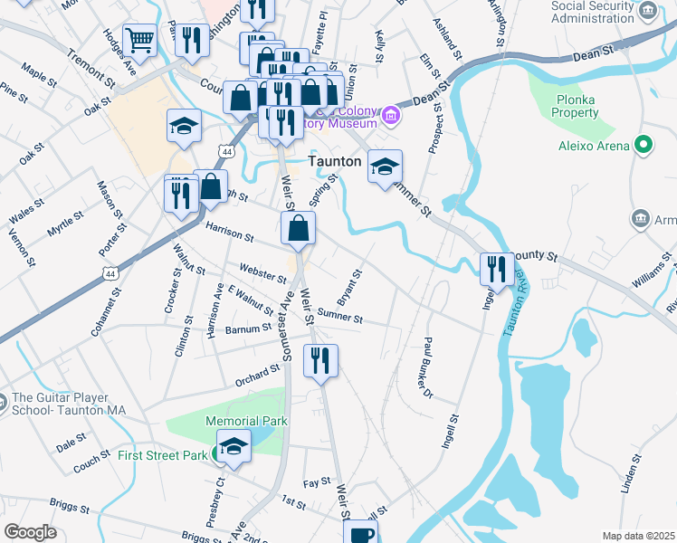 map of restaurants, bars, coffee shops, grocery stores, and more near 195 High Street in Taunton