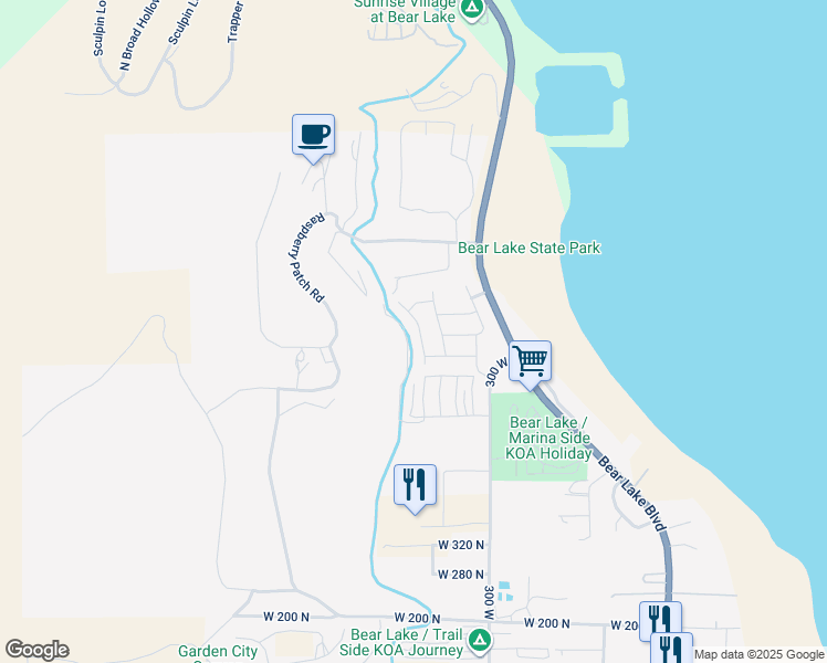 map of restaurants, bars, coffee shops, grocery stores, and more near 657 North Lochwood View in Garden City