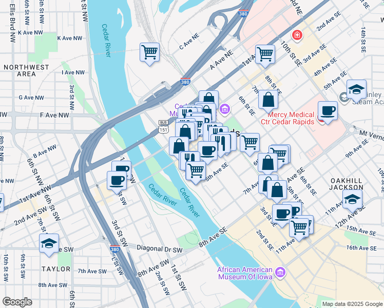 map of restaurants, bars, coffee shops, grocery stores, and more near 121 3rd Avenue Southeast in Cedar Rapids