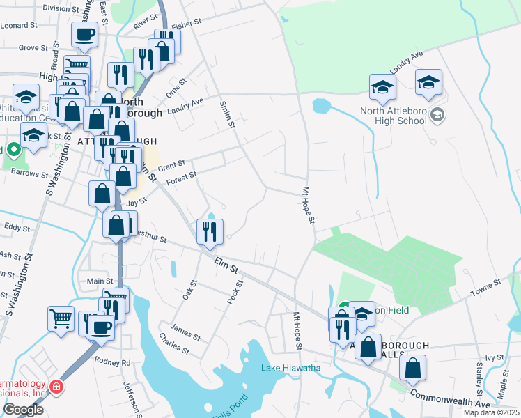 map of restaurants, bars, coffee shops, grocery stores, and more near 10 Poppasquash Road in North Attleborough