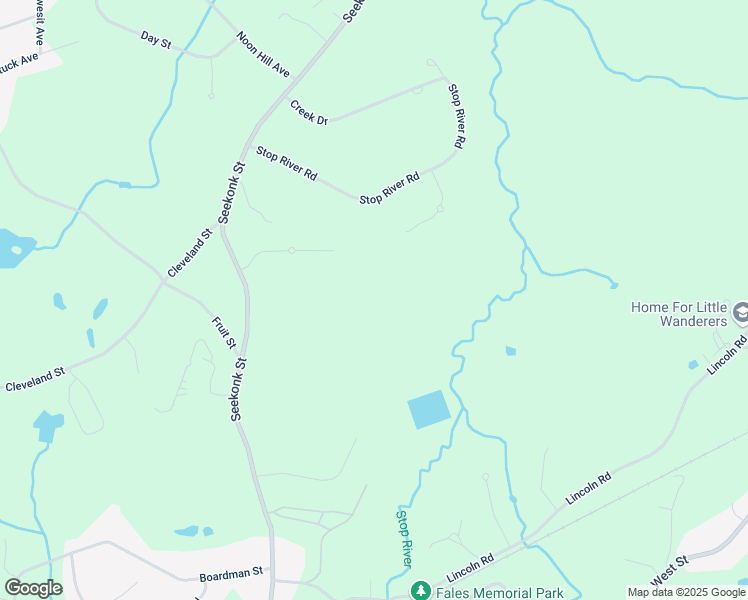 map of restaurants, bars, coffee shops, grocery stores, and more near 144 Seekonk Street in Norfolk