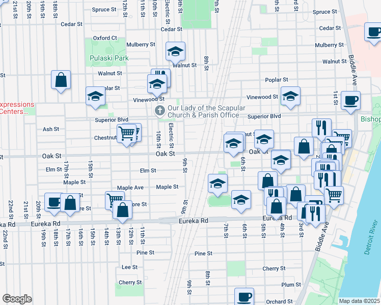 map of restaurants, bars, coffee shops, grocery stores, and more near 904 Oak Street in Wyandotte