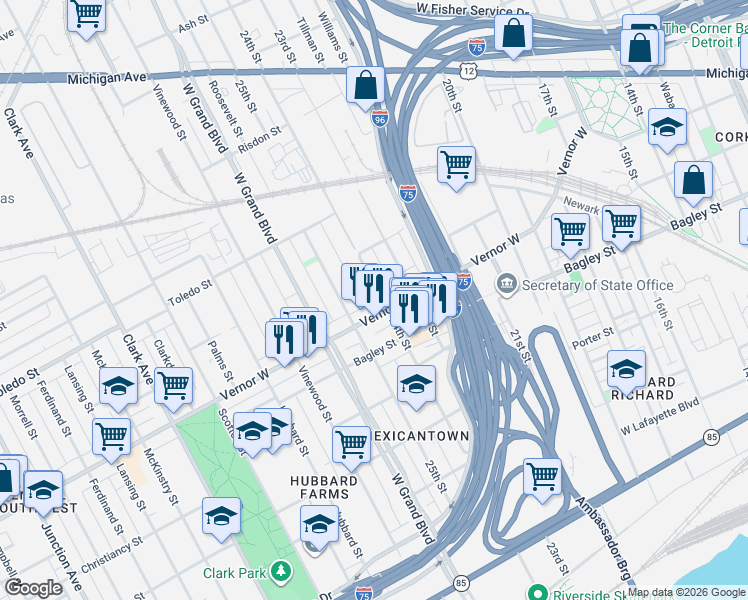 map of restaurants, bars, coffee shops, grocery stores, and more near in Detroit