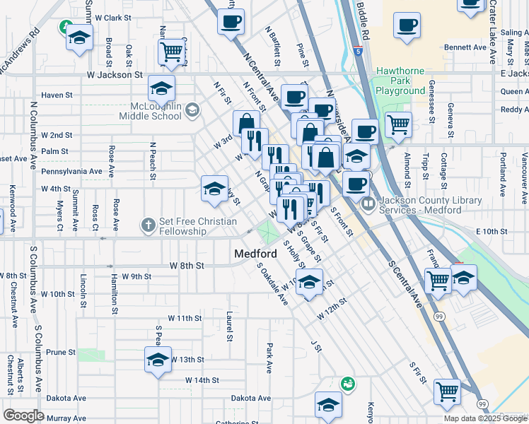 map of restaurants, bars, coffee shops, grocery stores, and more near 132 West Main Street in Medford