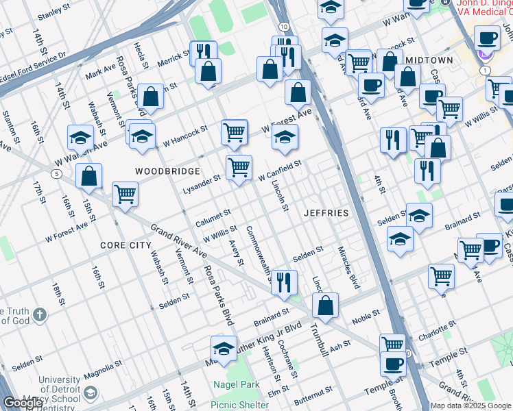 map of restaurants, bars, coffee shops, grocery stores, and more near 4203 Trumbull in Detroit