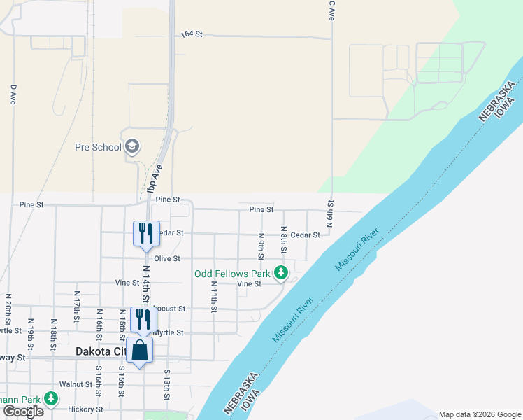 map of restaurants, bars, coffee shops, grocery stores, and more near 900 Pine Street in Dakota City