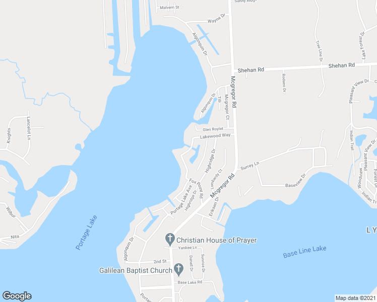 map of restaurants, bars, coffee shops, grocery stores, and more near 11501 Algonquin Drive in Pinckney