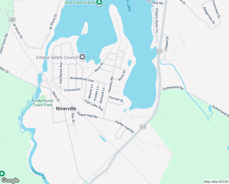 map of restaurants, bars, coffee shops, grocery stores, and more near Pineview Street in Niverville