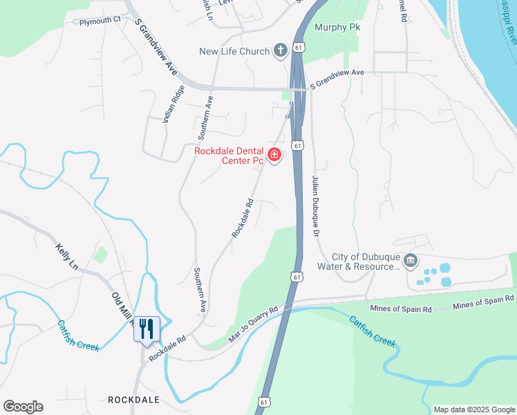 map of restaurants, bars, coffee shops, grocery stores, and more near 1215 Blackhawk Drive in Dubuque