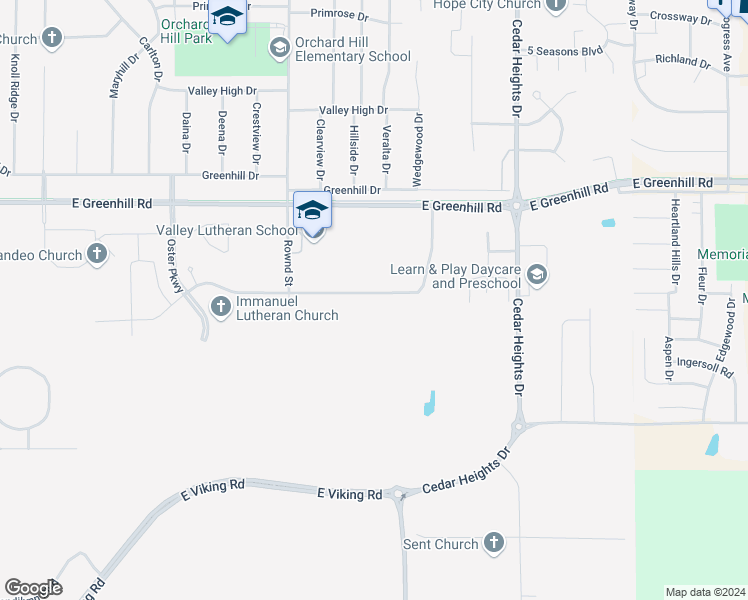 map of restaurants, bars, coffee shops, grocery stores, and more near 2401 Green Creek Road in Cedar Falls
