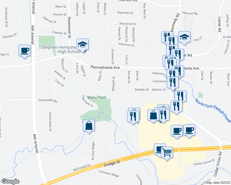 map of restaurants, bars, coffee shops, grocery stores, and more near 1484 Wingate Drive in Dubuque