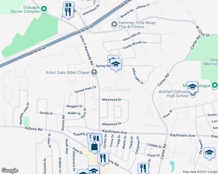 map of restaurants, bars, coffee shops, grocery stores, and more near 2672 Raven Oaks Drive in Dubuque