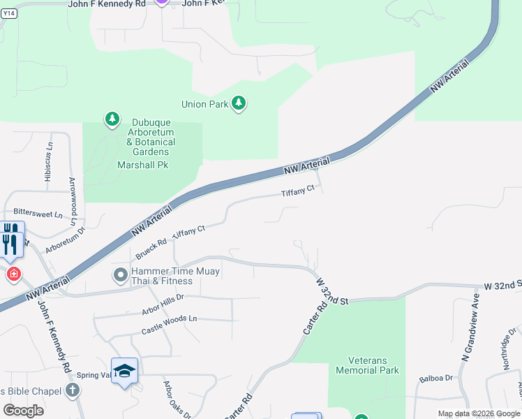 map of restaurants, bars, coffee shops, grocery stores, and more near 2427 West 32nd Street in Dubuque