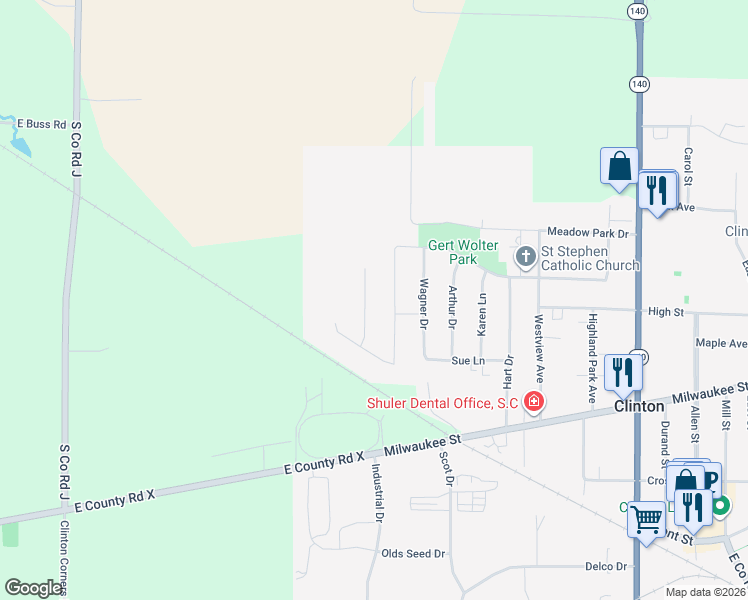 map of restaurants, bars, coffee shops, grocery stores, and more near 900 Cougar Lane in Clinton