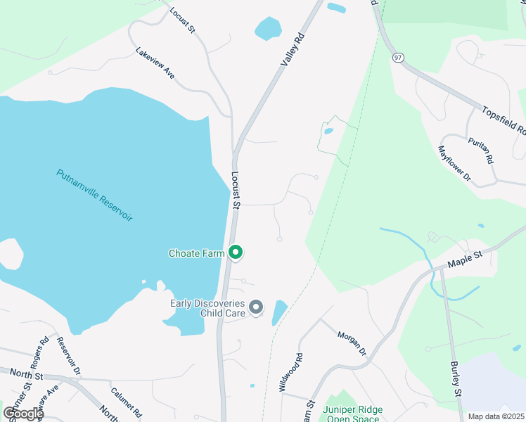 map of restaurants, bars, coffee shops, grocery stores, and more near 5 Bunting Way in Danvers