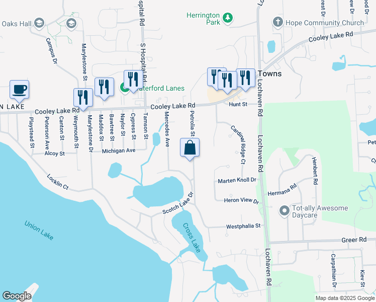 map of restaurants, bars, coffee shops, grocery stores, and more near 1620 Petrolia in West Bloomfield Township