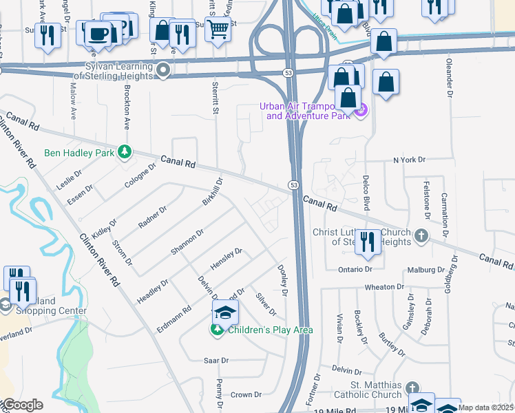 map of restaurants, bars, coffee shops, grocery stores, and more near 44090 Kings Gate Drive in Sterling Heights