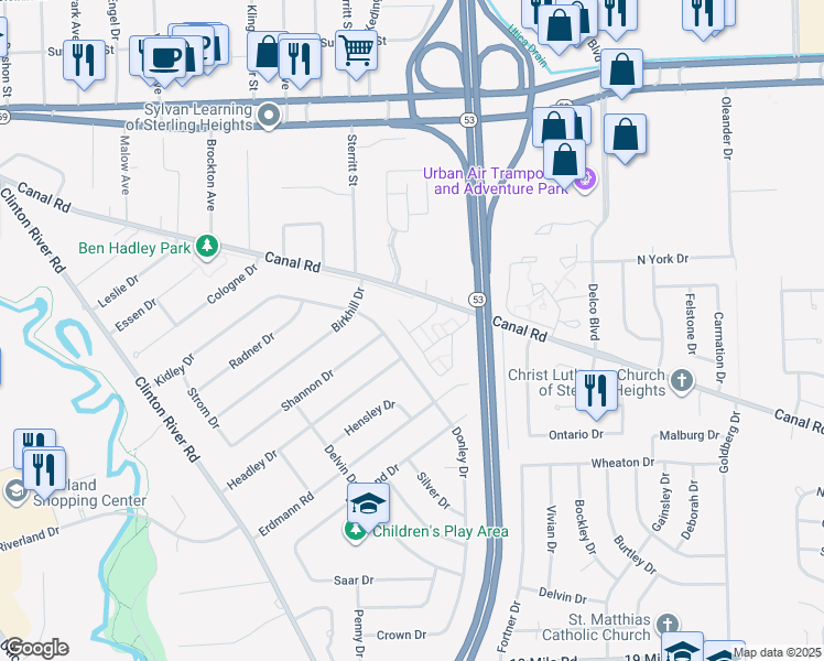 map of restaurants, bars, coffee shops, grocery stores, and more near 44090 Kings Gate Drive in Sterling Heights