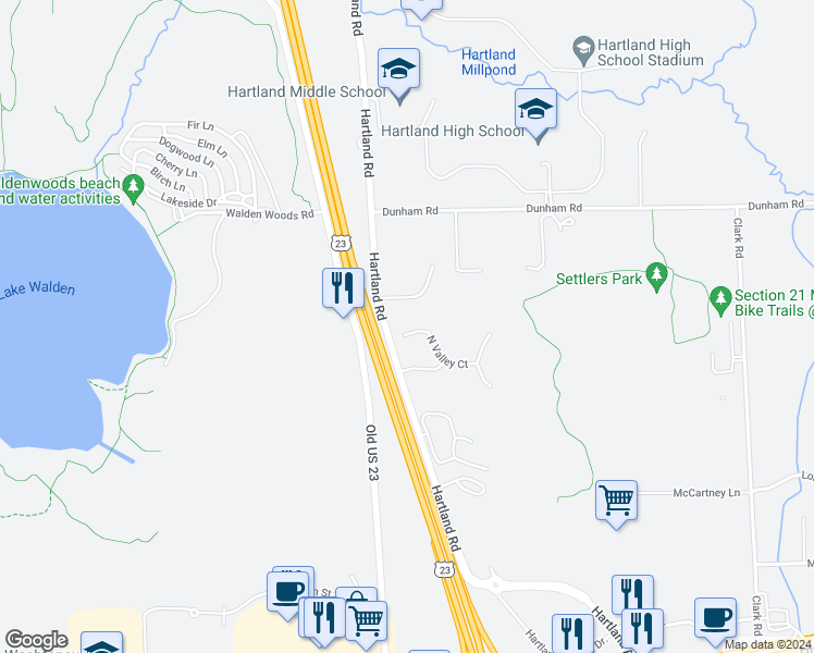 map of restaurants, bars, coffee shops, grocery stores, and more near 10297 North Valley Court in Hartland
