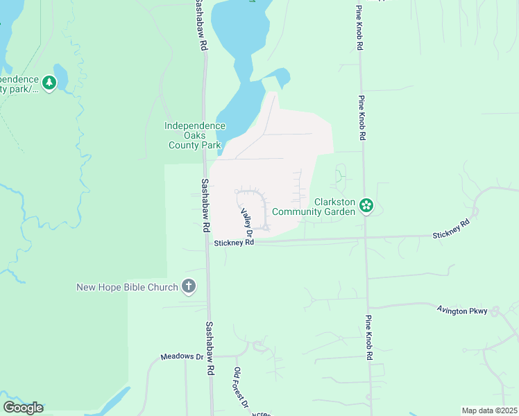 map of restaurants, bars, coffee shops, grocery stores, and more near 5747 Garnet Circle in Oakland County