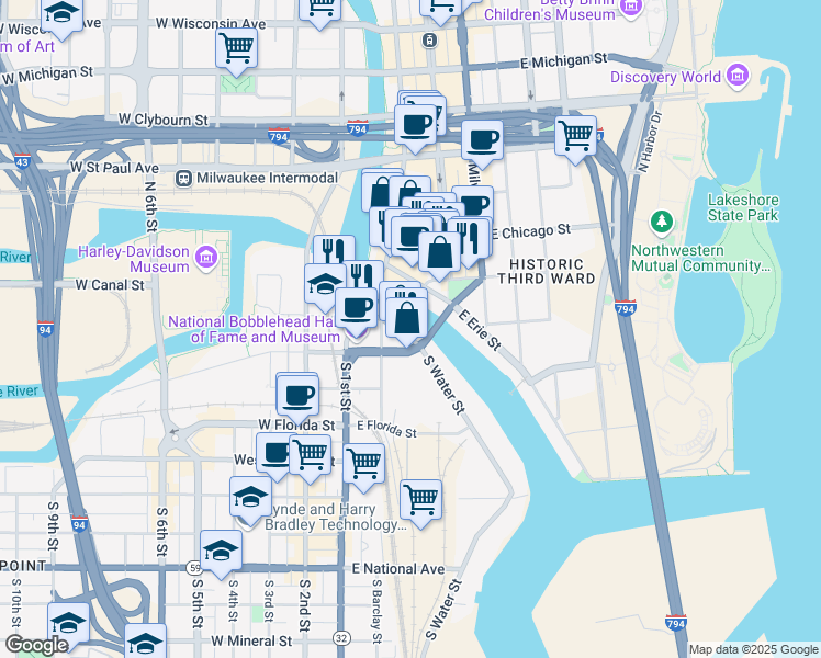 map of restaurants, bars, coffee shops, grocery stores, and more near 202 South Water Street in Milwaukee