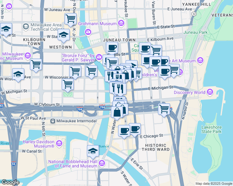 map of restaurants, bars, coffee shops, grocery stores, and more near 514 North Water Street in Milwaukee