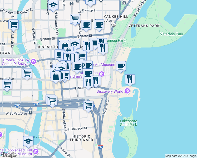 map of restaurants, bars, coffee shops, grocery stores, and more near 910 East Wisconsin Avenue in Milwaukee